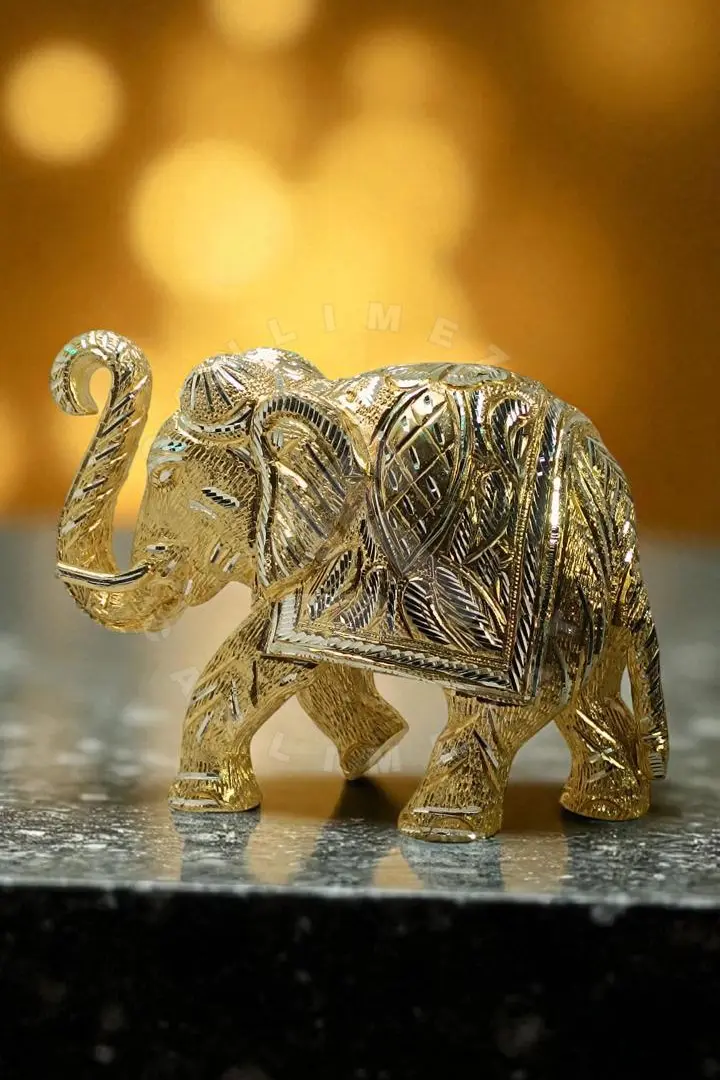 Gold Fil heykeli biblo