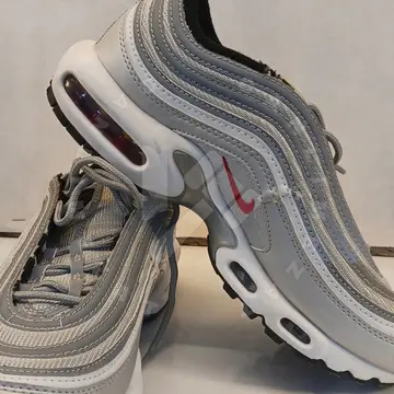 Nike Erkek Ayakkabisi