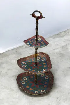 Bakır işlemeli sunumluk