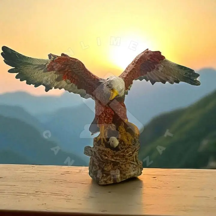Kartal heykeli biblo fotoğraf 1