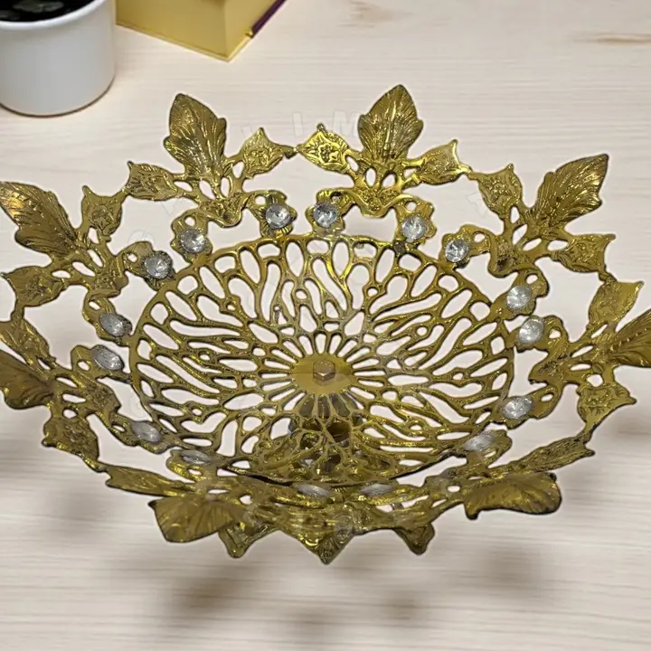Taşlı yaprak işlemeli jardinyer fotoğraf 1
