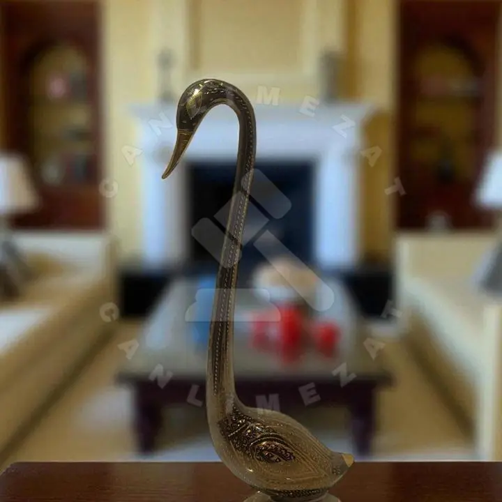 İşlemeli pirinç kuğu biblo fotoğraf 1