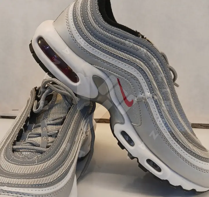 Nike Erkek Ayakkabisi fotoğraf 1